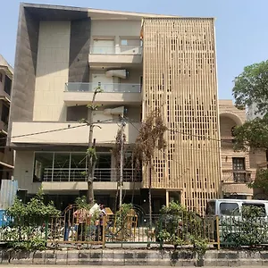 https://leo-saffron-corporate-stay-pitampura.hotelsdelhi.org